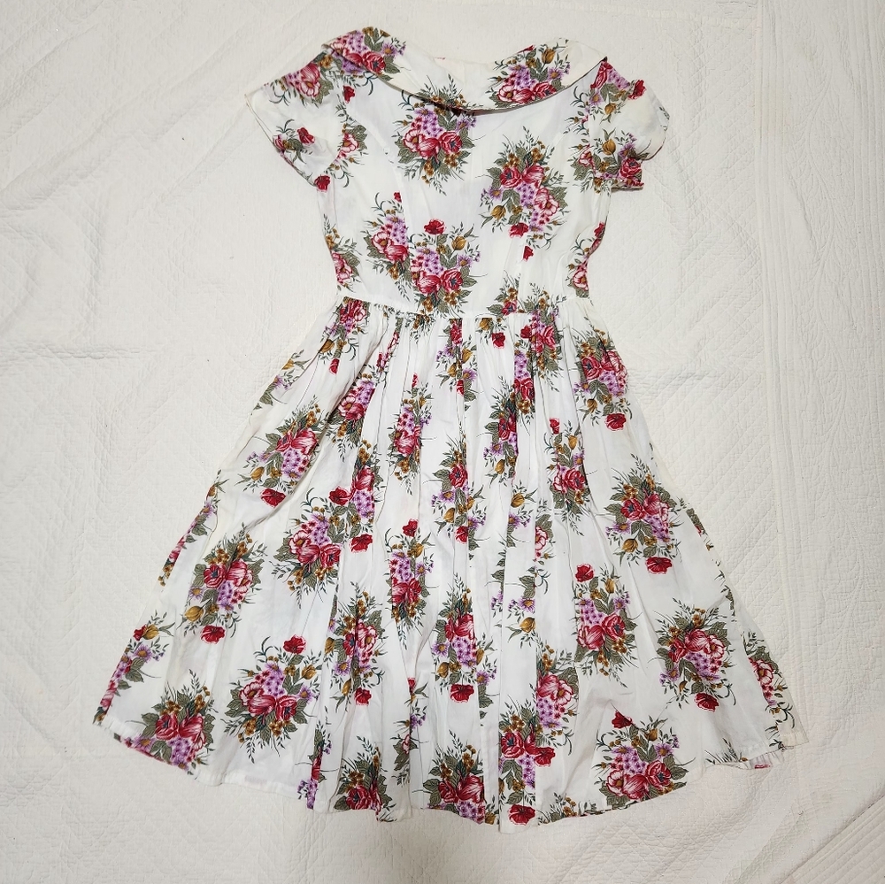 Floral Vintage Dress - Picture 2 of 7